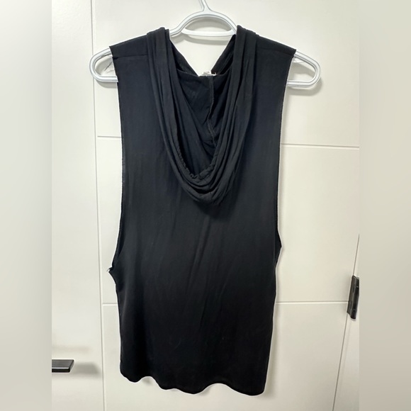 Tank top - Picture 3 of 3